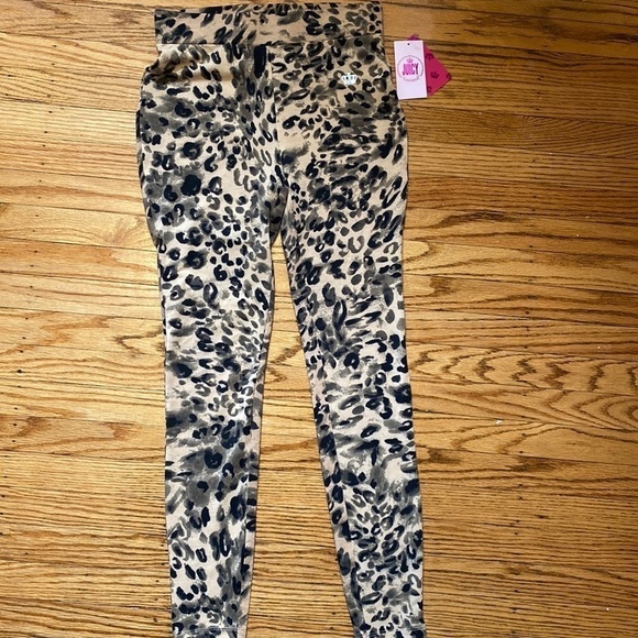 JUICY size medium animal print pants NWT - Picture 1 of 3